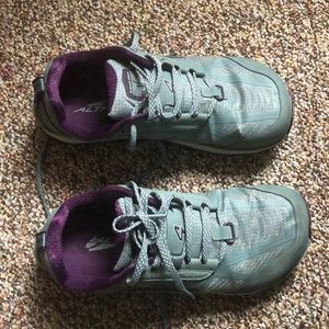 Altra lone peak sneakers